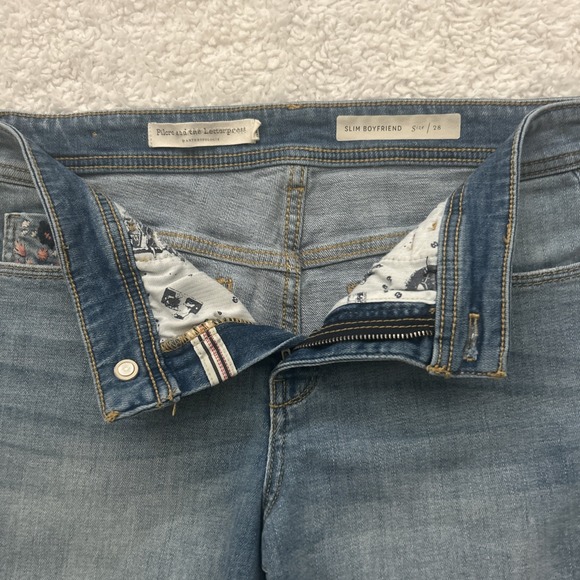 Pilcro & Letterpress Anthropologie Slim Boyfriend Denim Shorts Embroidered Sz 28 - Picture 3 of 13